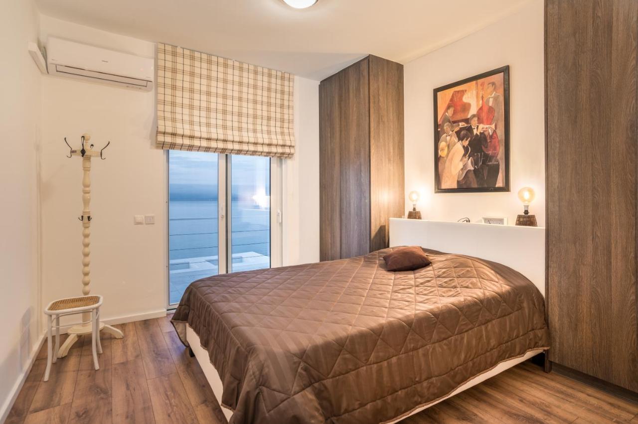 Epipleon Suites Agioi Apostoloi  Exterior photo