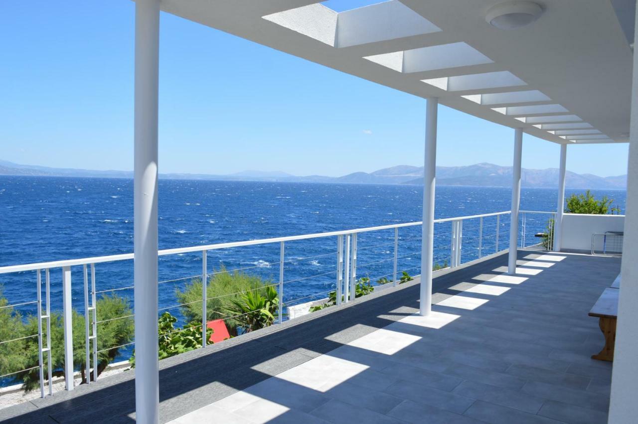 Epipleon Suites Agioi Apostoloi  Exterior photo